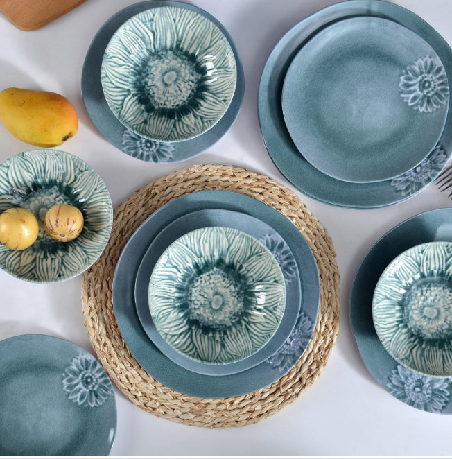 Blue Green Camping Melamine Dinner Set For Indoor And Outdoor