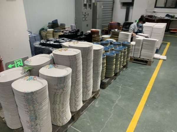 100% Thick Customized Resin Melamine Decal Paper For Melamine Dinnerware