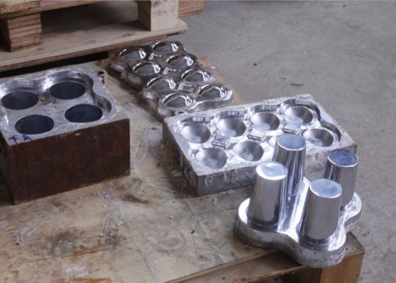 Moule personnalisable Cavaties multi de vaisselle de mélamine de compression