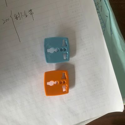 Composé blanc de bâti de mélamine de catégorie d'industrie de granules de mélamine de panneau de commutateur