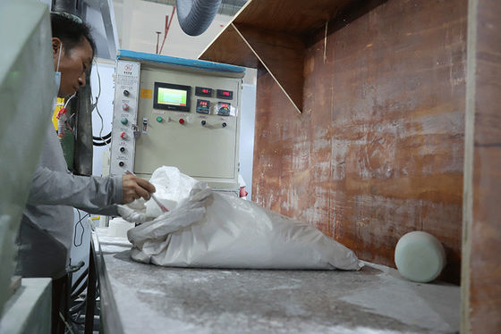 Toxique en plastique de moulage aminé de composé de Cas 108-78-1 non inodore