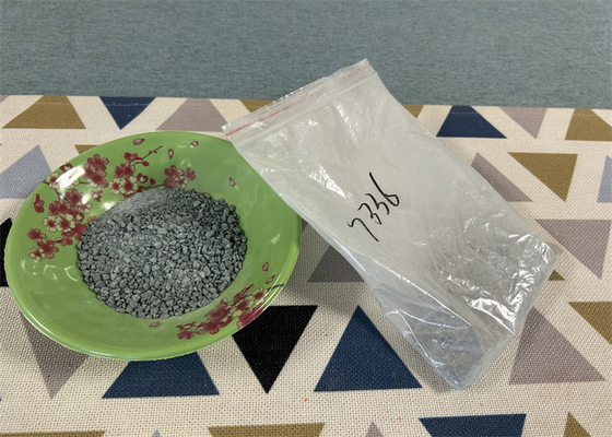 Granules de mélamine de qualité industrielle pour panneau de commutation 99,9% de pureté