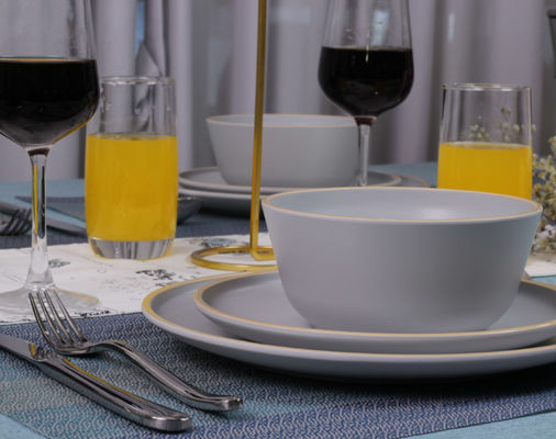 Plateaux et bols en mélamine 12 pièces