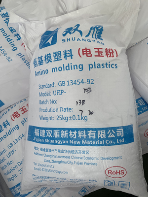 Le lien ferme 25kg par résine d'uF de formaldéhyde d'urée de sac saupoudrent le plastique de moulage aminé