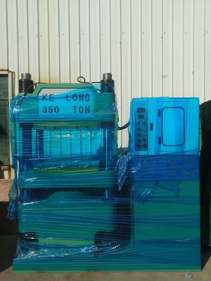 Machine automatique de fabrication de mélamine pour les gobelets de mélamine à 100% de poudre de mélamine 200 tonnes de compression de mélamine