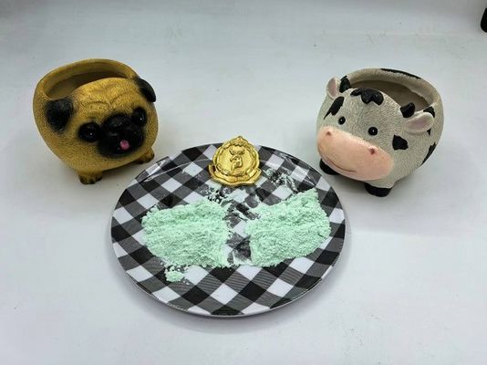 Plastique de moulage aminé utilisé pour fabriquer des interrupteurs haute tension, composé de moulage de résine de formaldéhyde d'urée