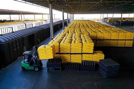 Couleur blanche pure Melamine Formaldéhyde poudre de résine Fabrication de plaque de mélamine