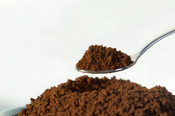 Matière première granulaire pour la production de mélamine Formule moléculaire CH4N2O Produit d'engrais azoté