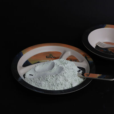 Stable à températures et pressions normales, de qualité industrielle, poudre de mélamine pure, densité de 1573 Gcm3, idéale pour l'industrie