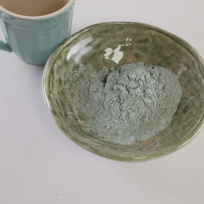 SONYEE Mélamine Formaldéhyde Resine Poudre de Mélamine Matériau de base contenant 998% de mélamine et Durée de conservation 1 an Conçue pour l'industrie